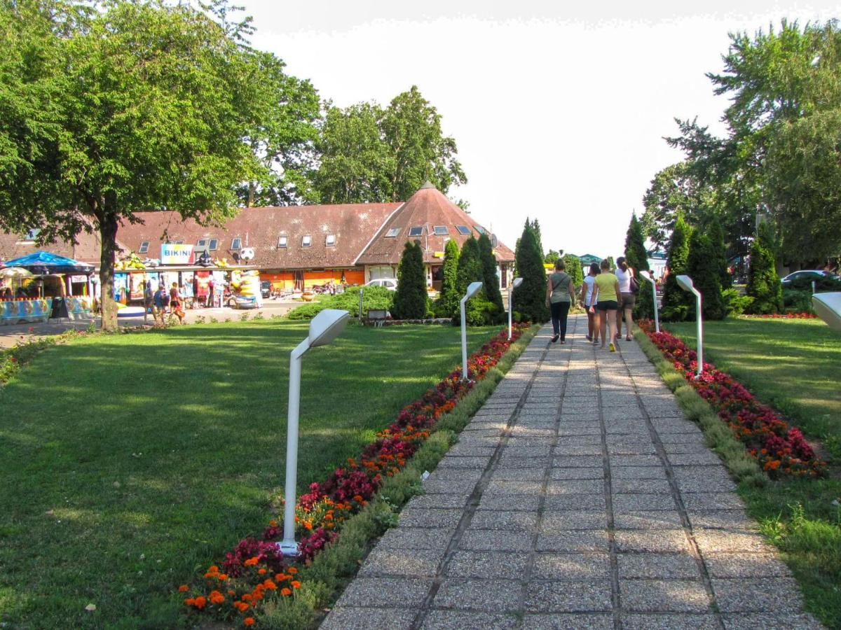 Holiday Home Balatontourist Fuered-1 By Interhome Балатонфюред Экстерьер фото