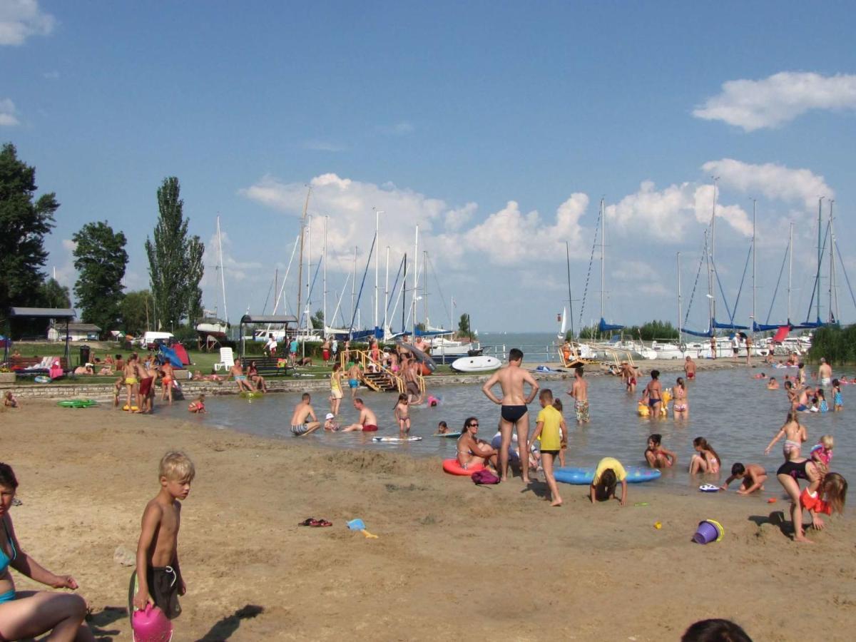 Holiday Home Balatontourist Fuered-1 By Interhome Балатонфюред Экстерьер фото